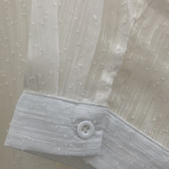 🆕 White midi embroidered dress in size M - Picture 4 of 4